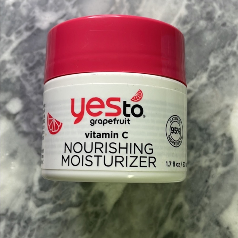 New Yes To Grapefruit Nourishing Moisturizer‎